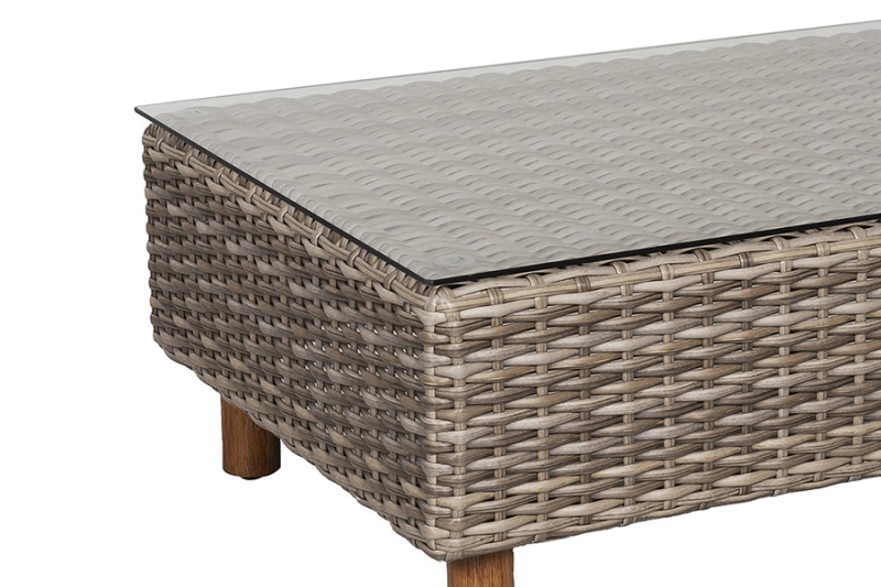 The coffee table is made of high-quality wicker, a premium material that is very durable and long-lasting for outdoor use even for many years.