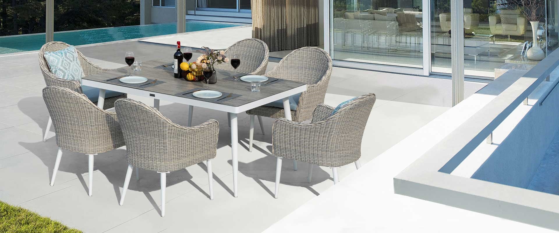 Allux 7-Piece Wicker Dining Set