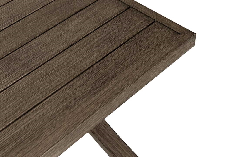 The coffee table is made of rust-resistant aluminum, a premium material that is very durable and long-lasting for outdoor use even for many years.