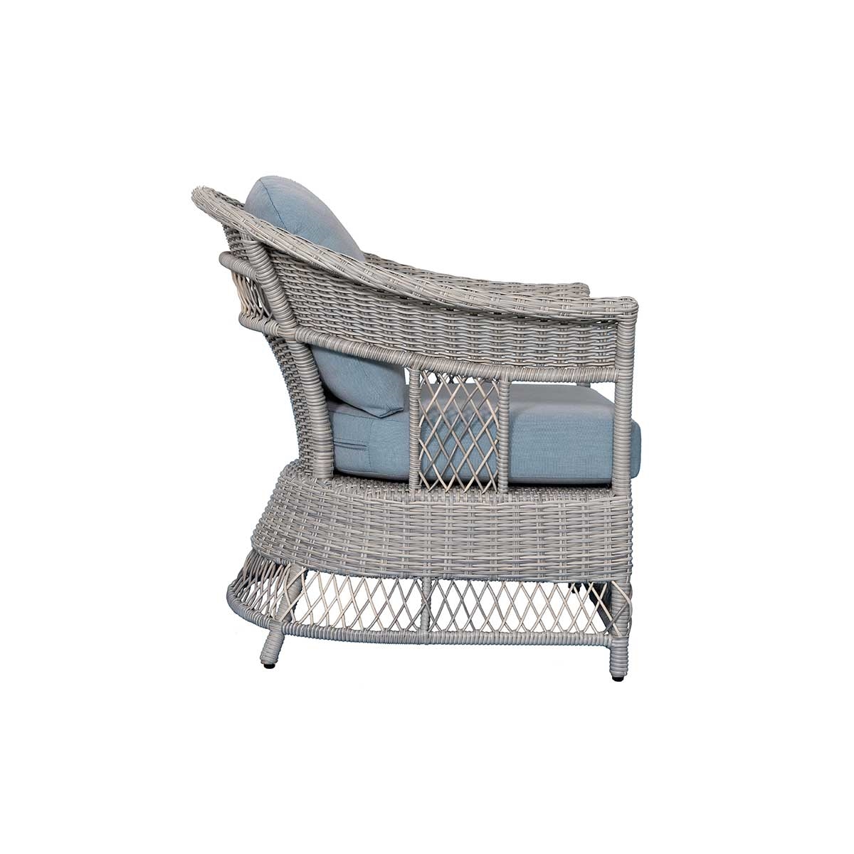 Shell Aluminum & Rattan Stationary Chair_1